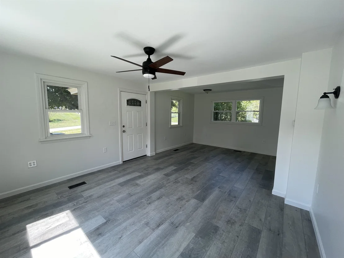 Photo of 32 Pleasant
