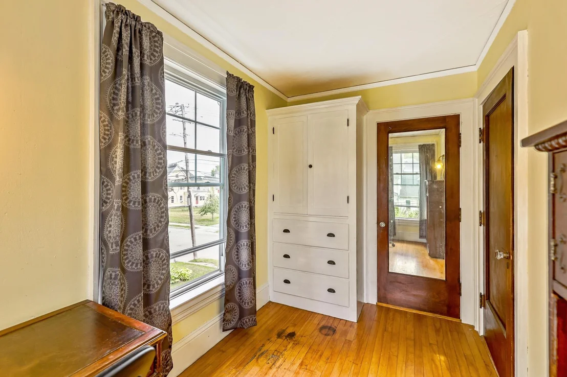 Photo of 152 Second