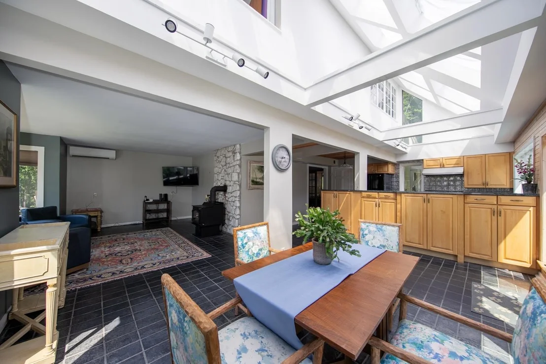 Photo of 2744 Danby Mountain