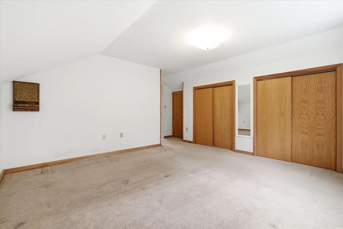 Photo of 18 Ring Hill