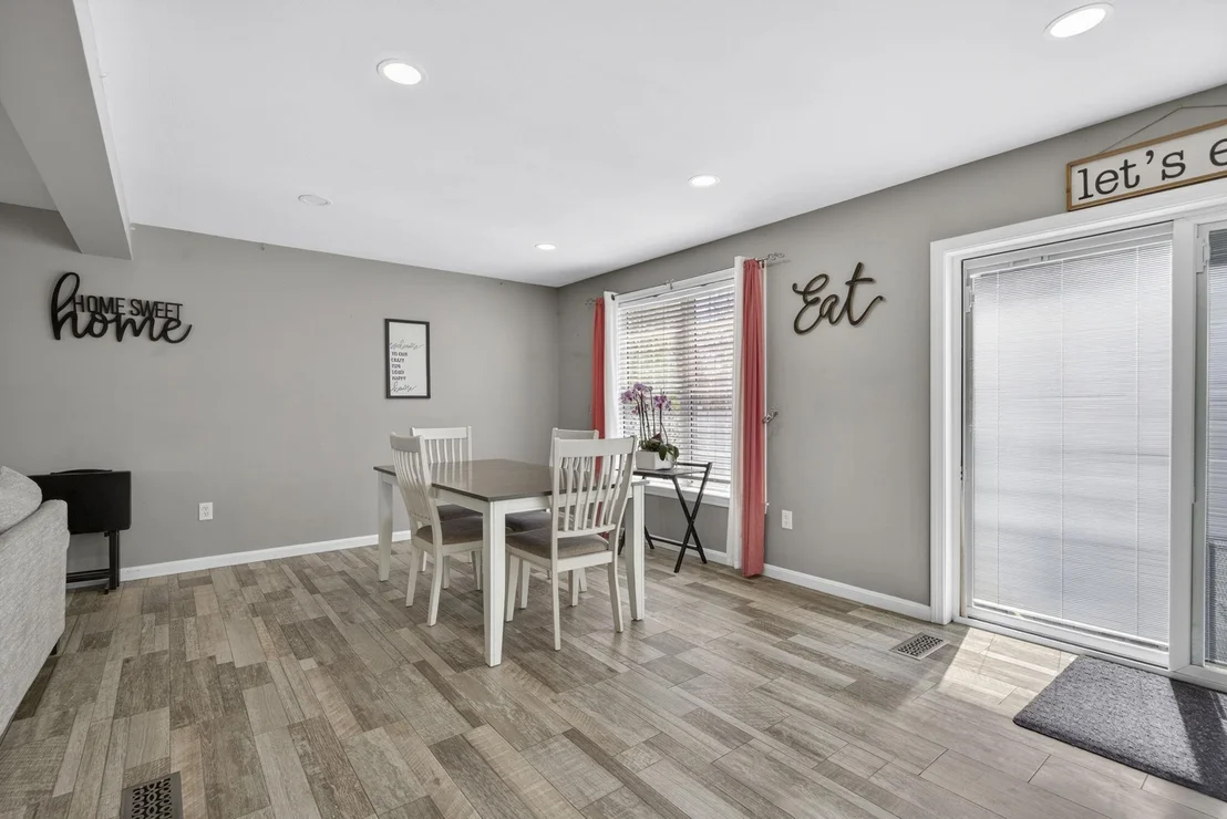 Photo of 54 Pine Hill