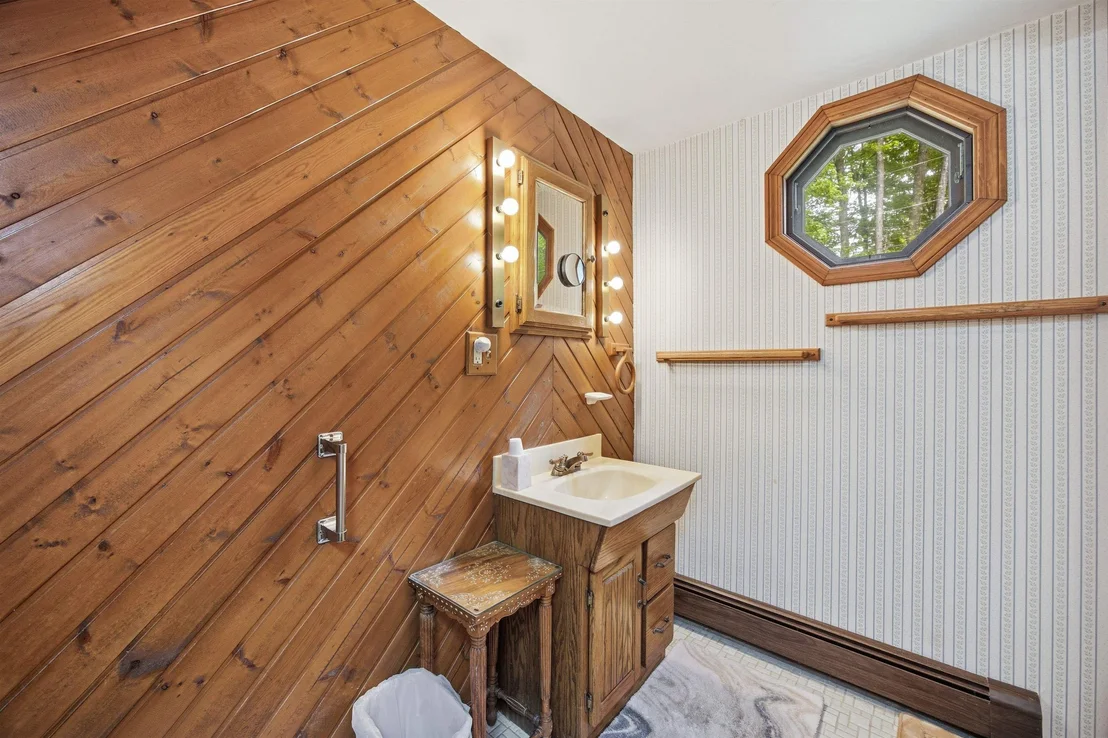 Photo of 397 Mount Prospect