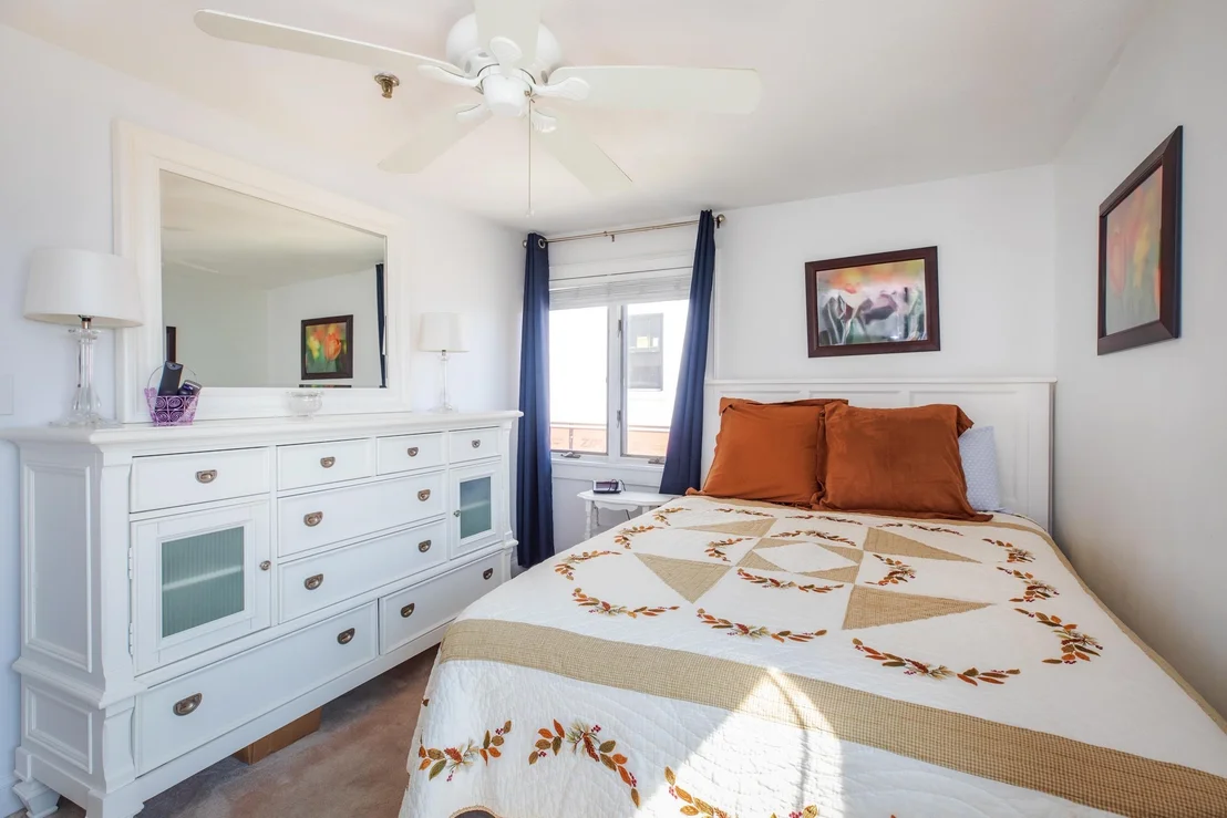 Photo of Unit B7 at 463 Ocean