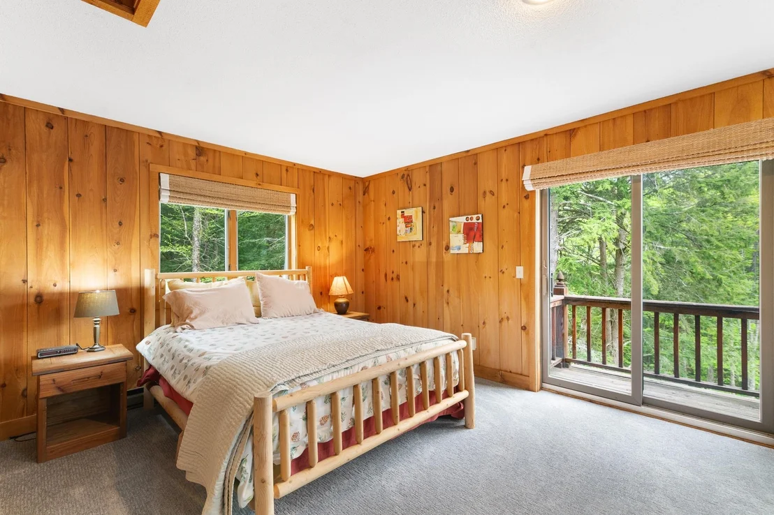 Photo of 34 Ellis Brook