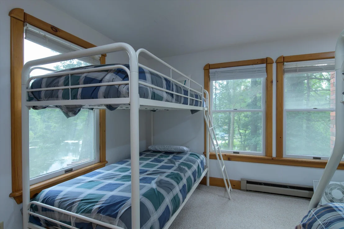 Photo of 46 Carpenters Point