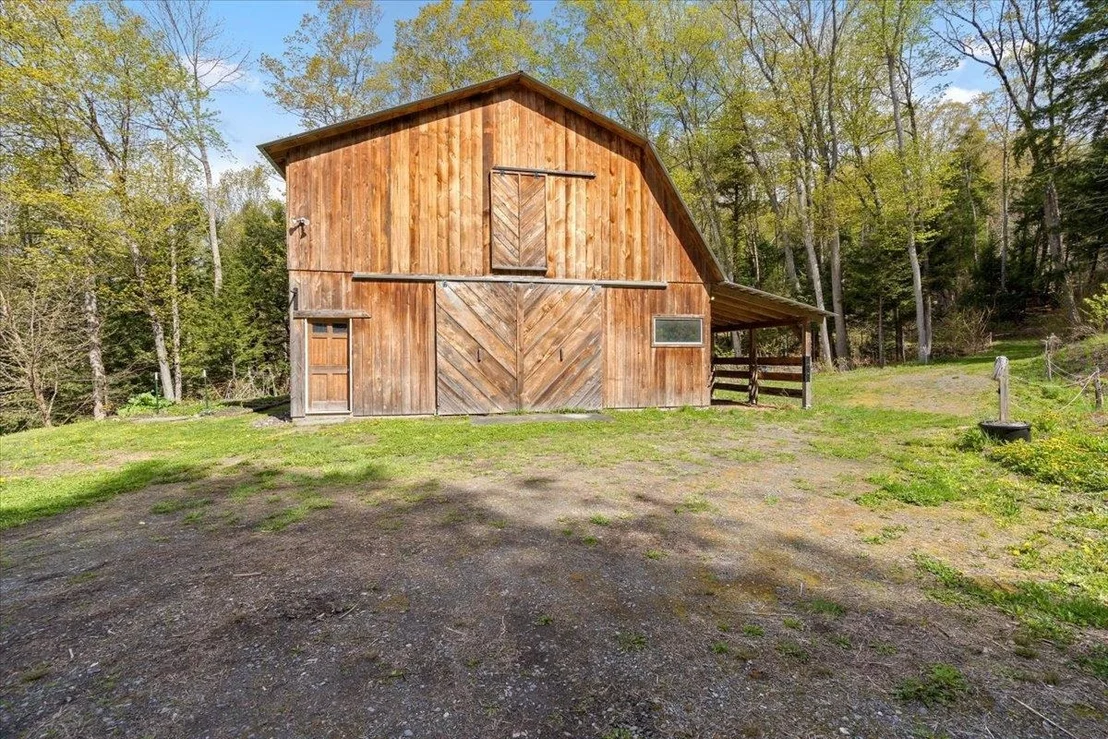 Photo of 278 Spring