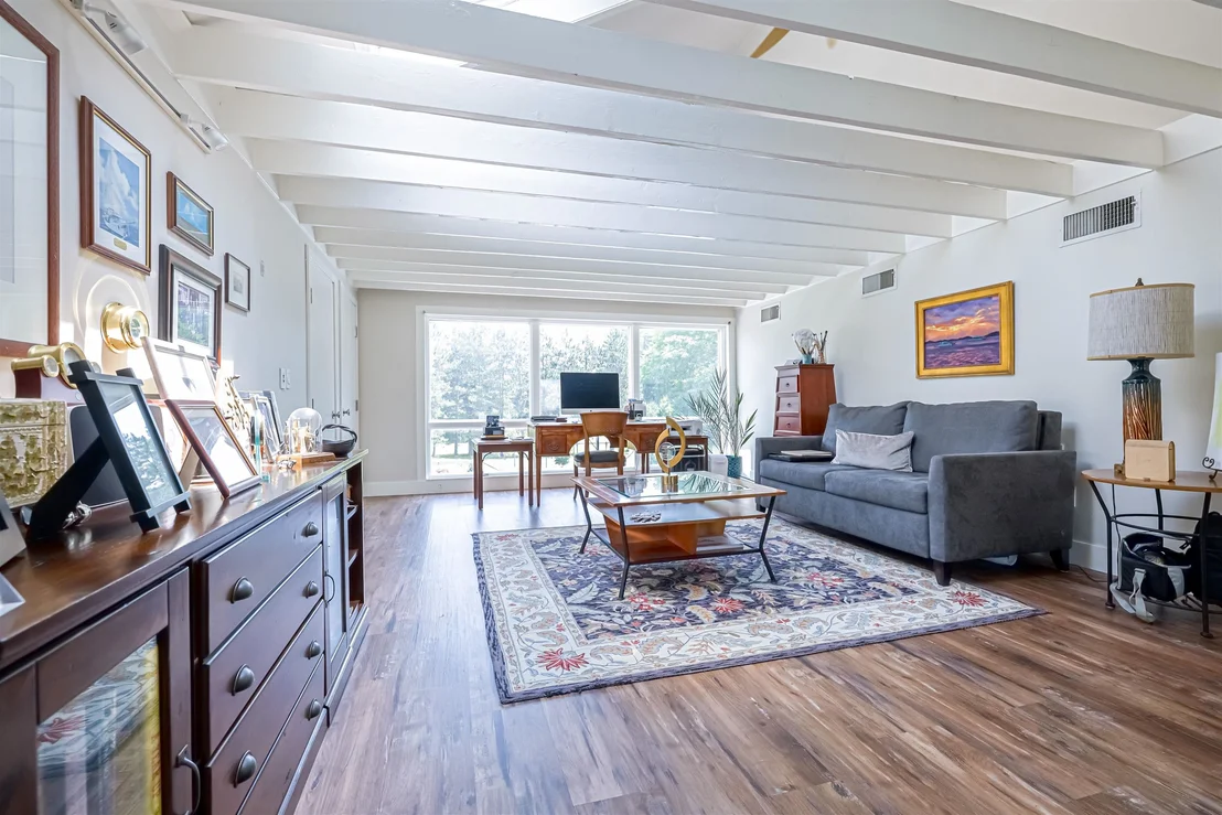 Photo of 155 Pine Hill