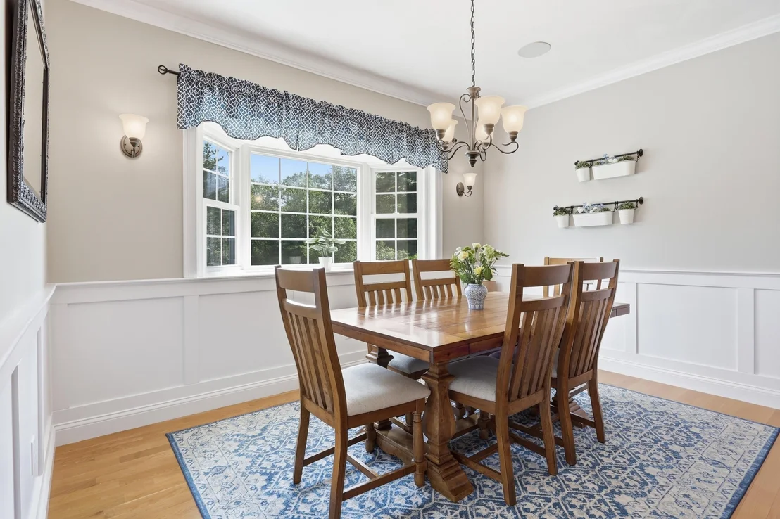 Photo of 28 Lamplighter