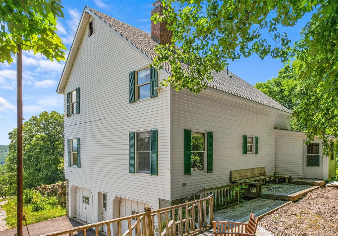 Photo of 470 Maple
