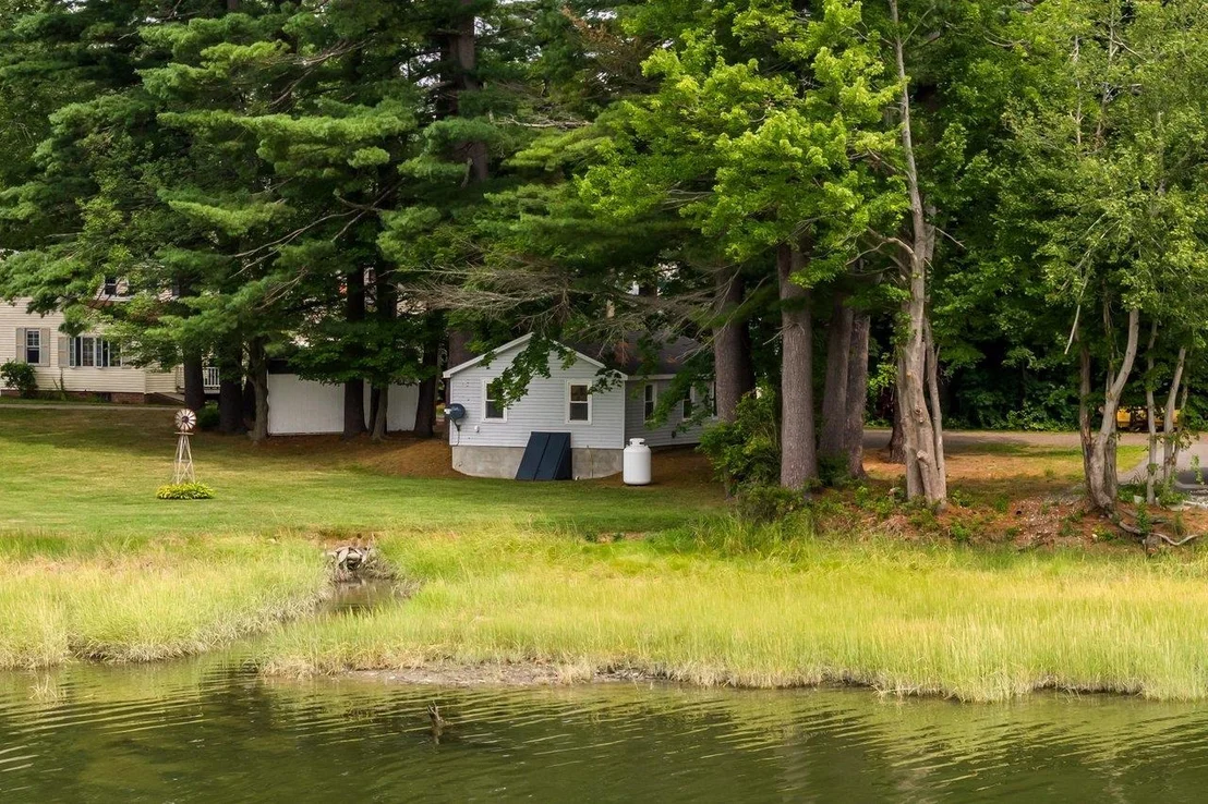 Photo of 348 Dover Point