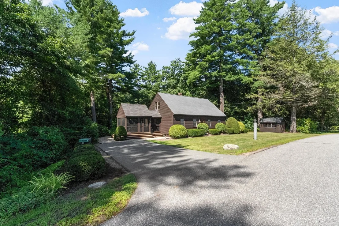 Photo of 15 Riverview