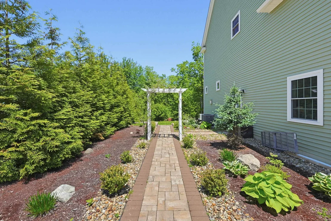 Photo of 29 Aspen
