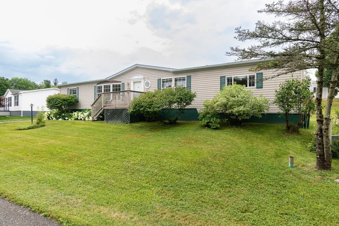 Photo of 611 Meadowbend