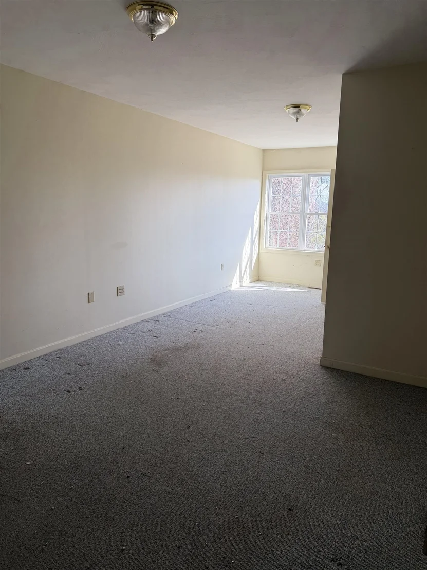 Photo of 127 Daniel Webster