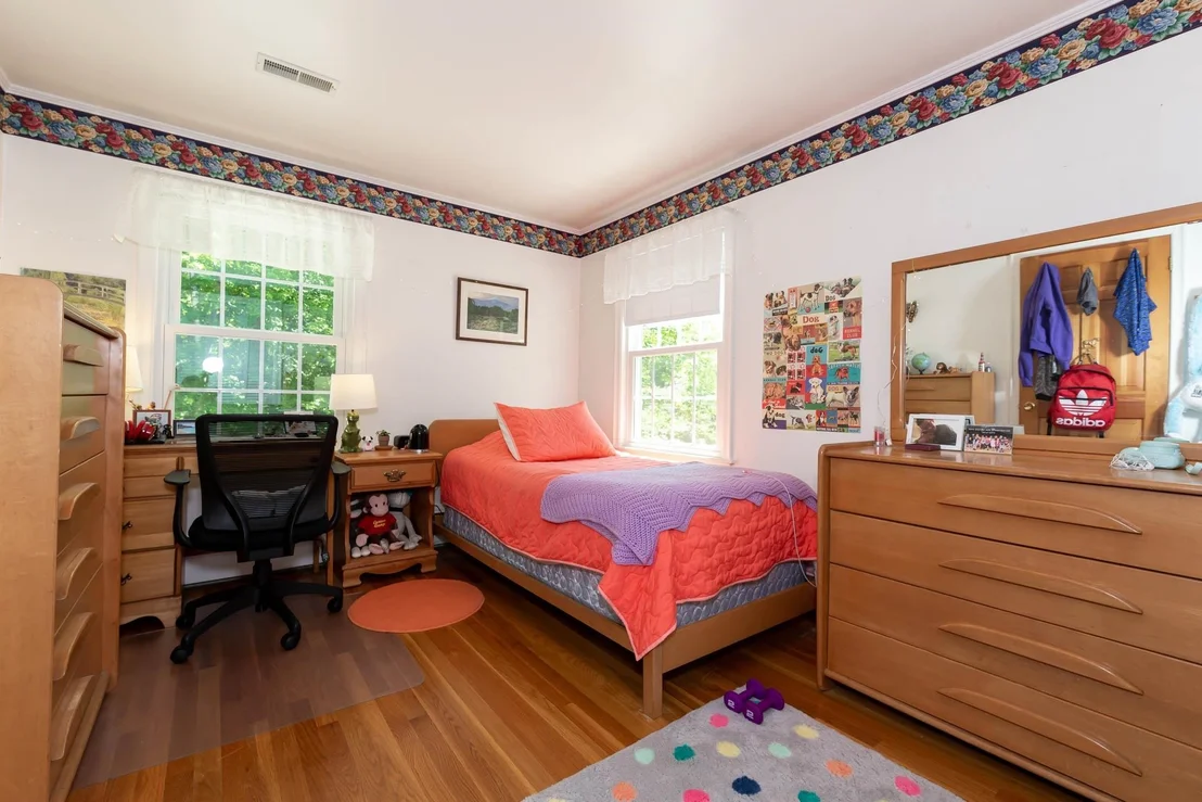 Photo of 16 Marlowe