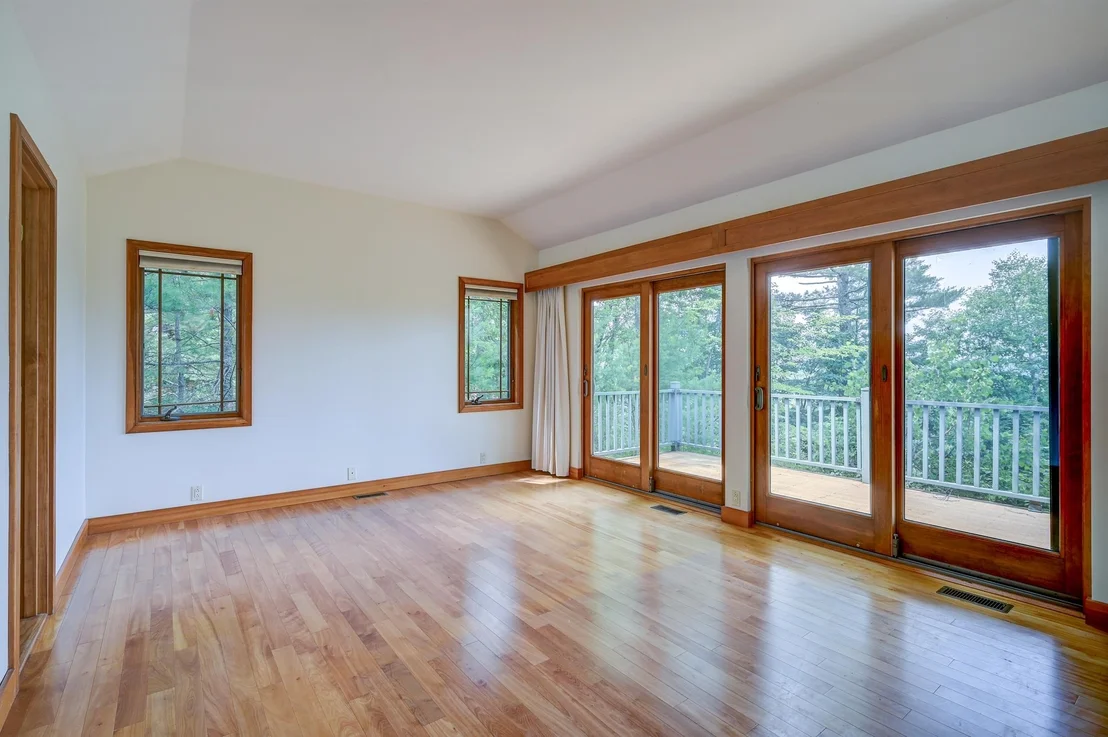 Photo of 36 Oak Ridge
