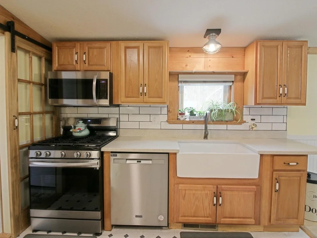 Photo of 425 Taylor