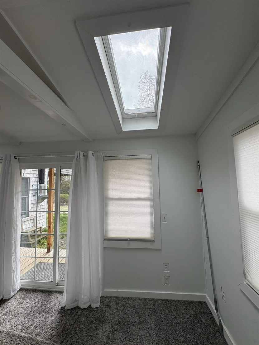 Photo of 1250 Braintree Hill