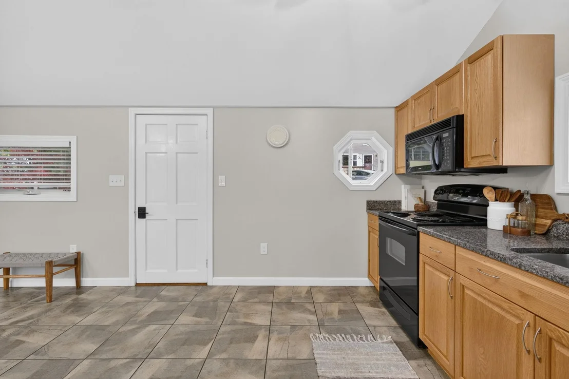 Photo of 20 Lakeside