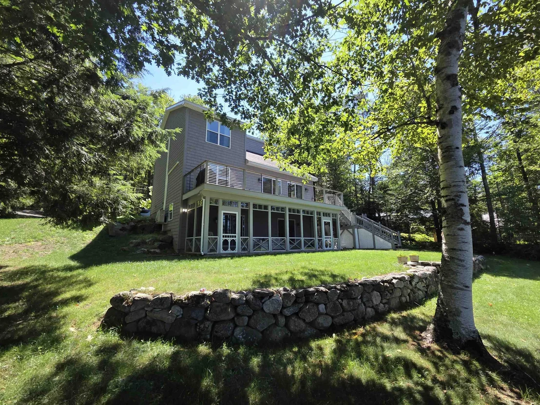 Photo of 70 Hawley