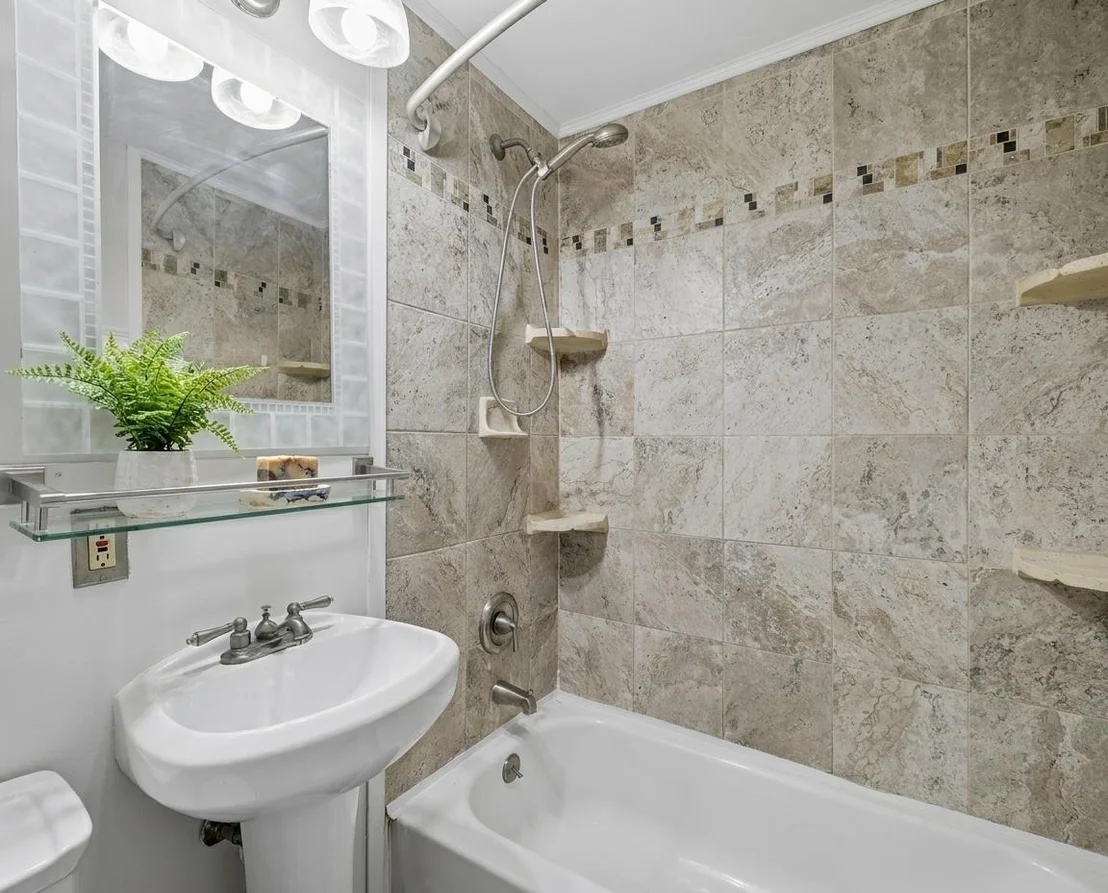 Photo of 232 Seames