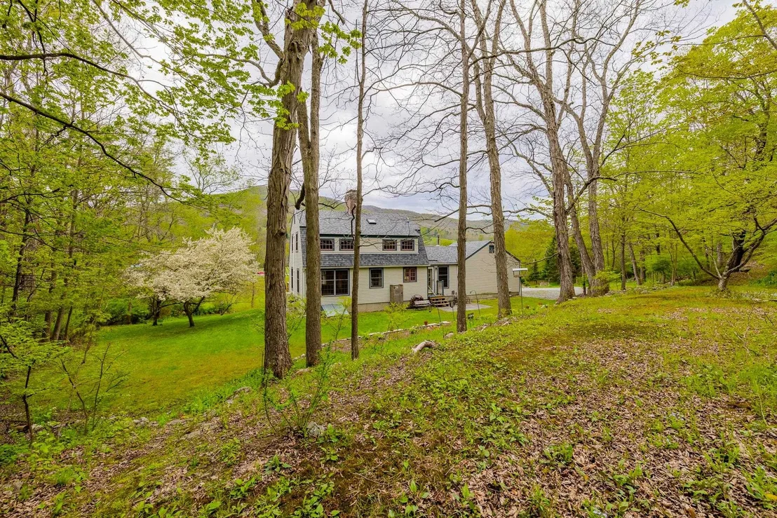 Photo of 136 Fox Run