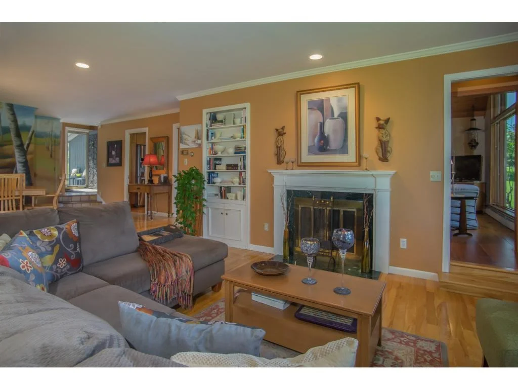 Photo of 323 Breezy Hill