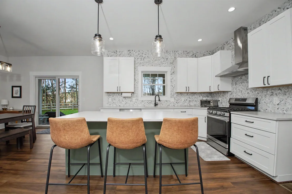 Photo of 241 Maple Basin