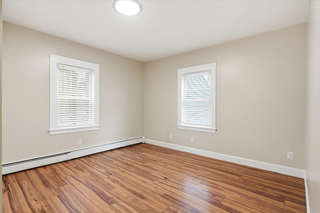 Photo of 293 Lawrence
