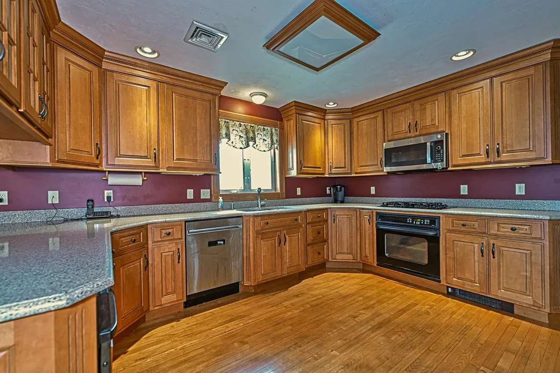 Photo of 72 Tenney