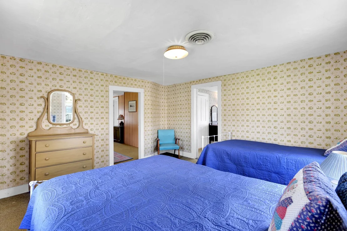 Photo of 761 Main