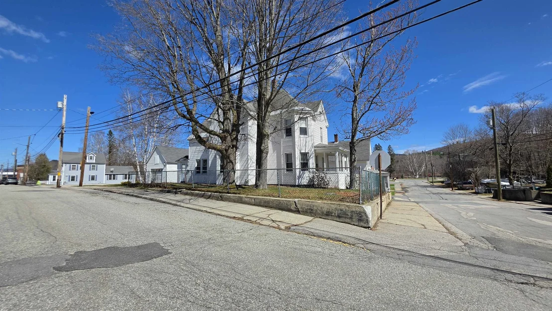Photo of 44 7Th