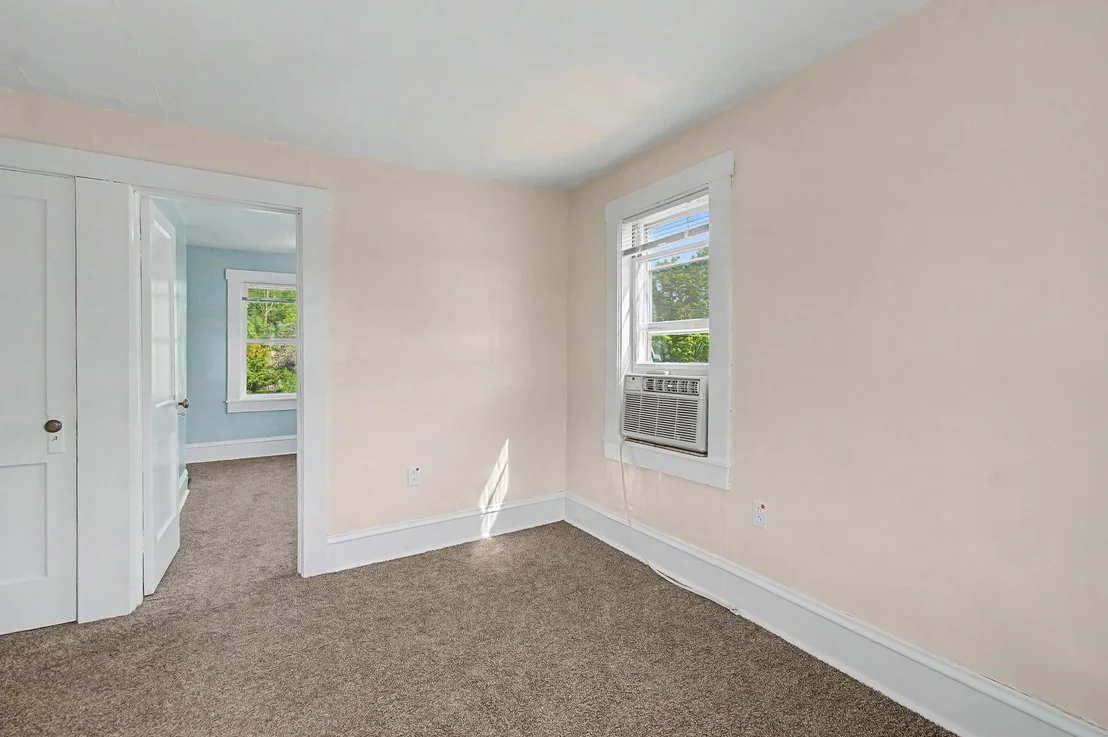 Photo of 64 Pine