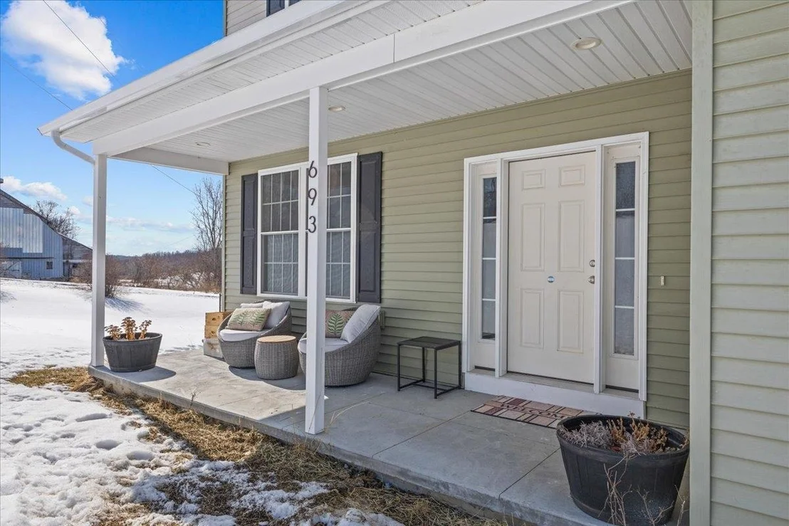 Photo of 693 Brigham