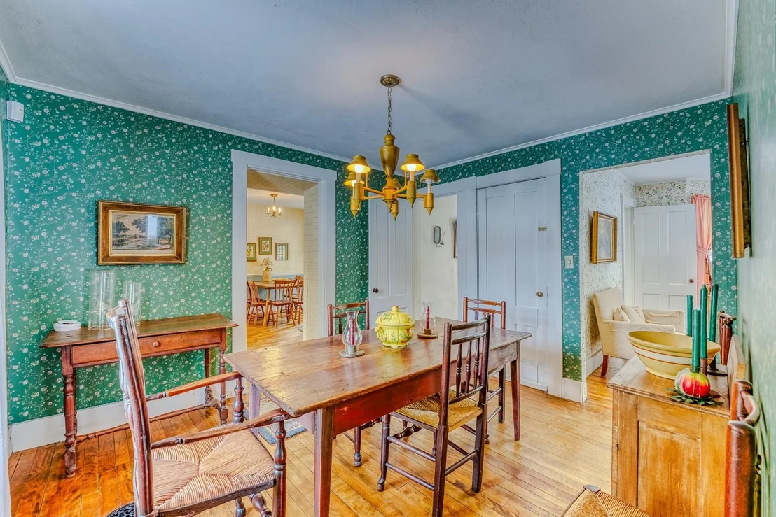 Photo of 249 Mountain View