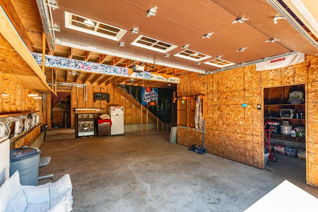 Photo of 708 2Nd Crown Point