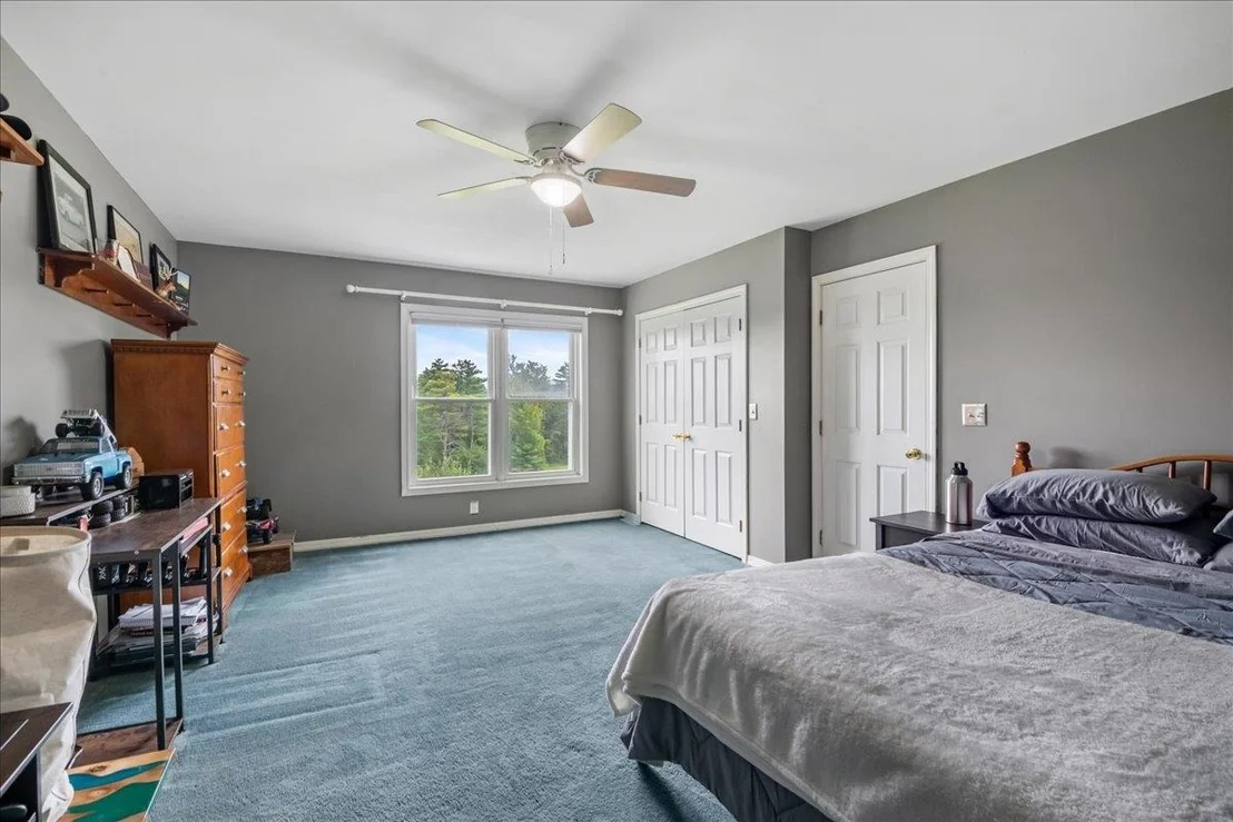 Photo of 381 Bennett