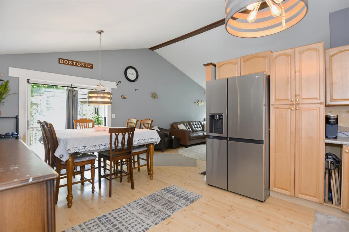 Photo of 33 Redfield