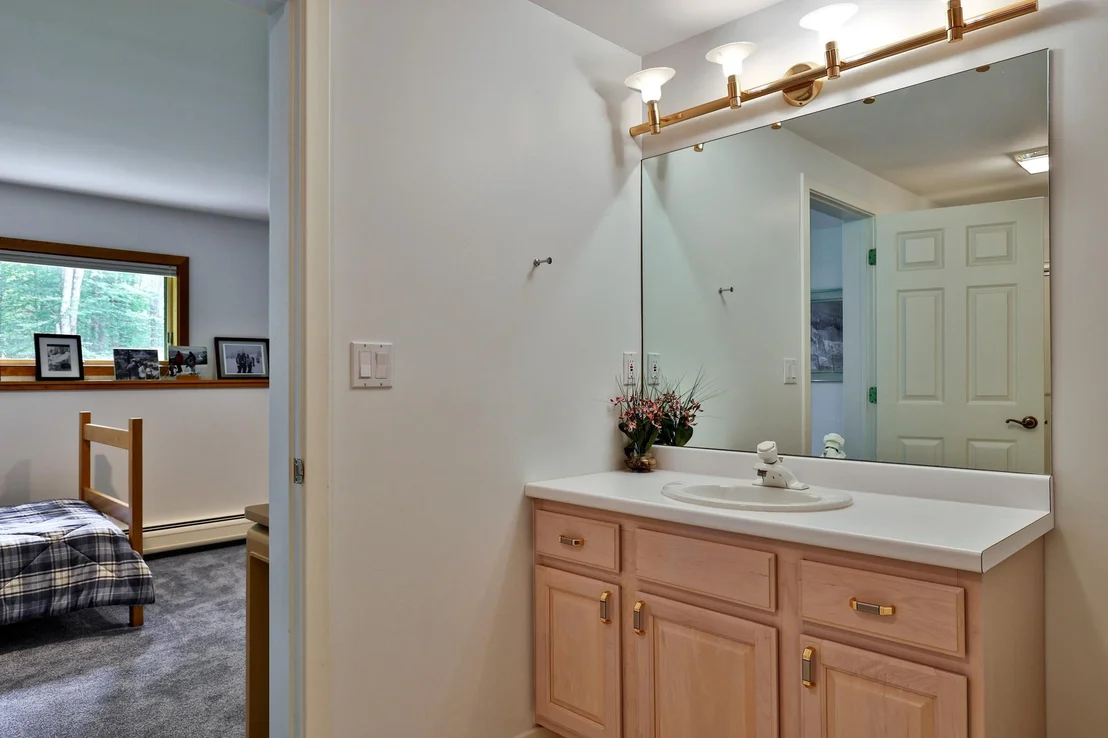 Photo of 58 Knoll