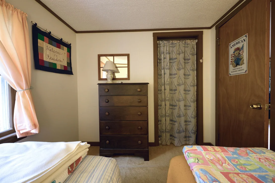 Photo of 463 Huckins