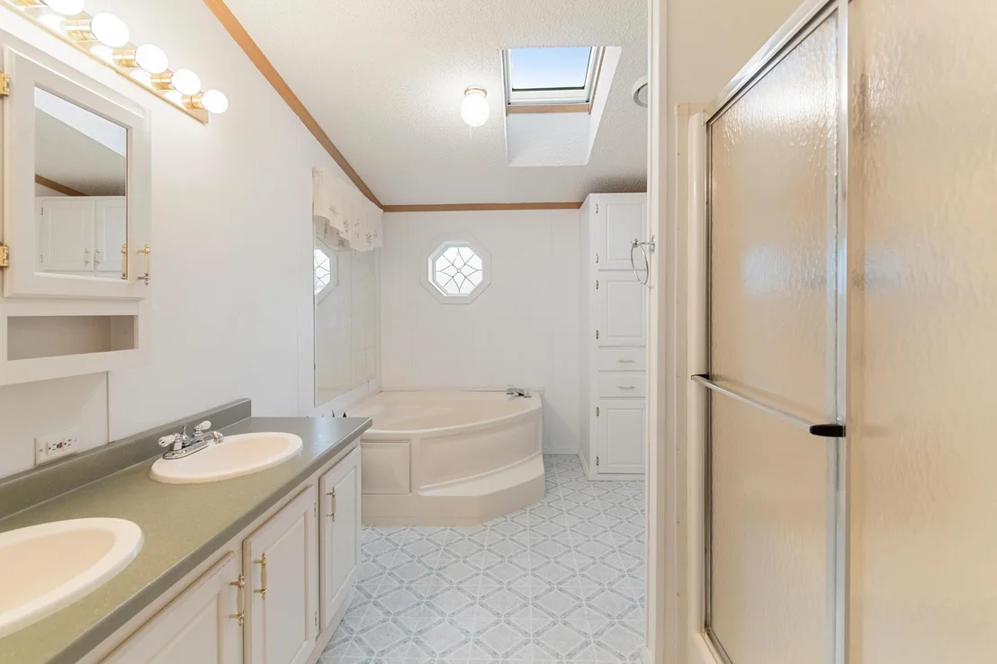 Photo of 611 Meadowbend