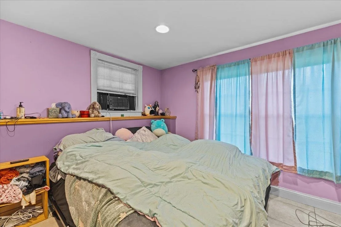 Photo of 413 Hibbard