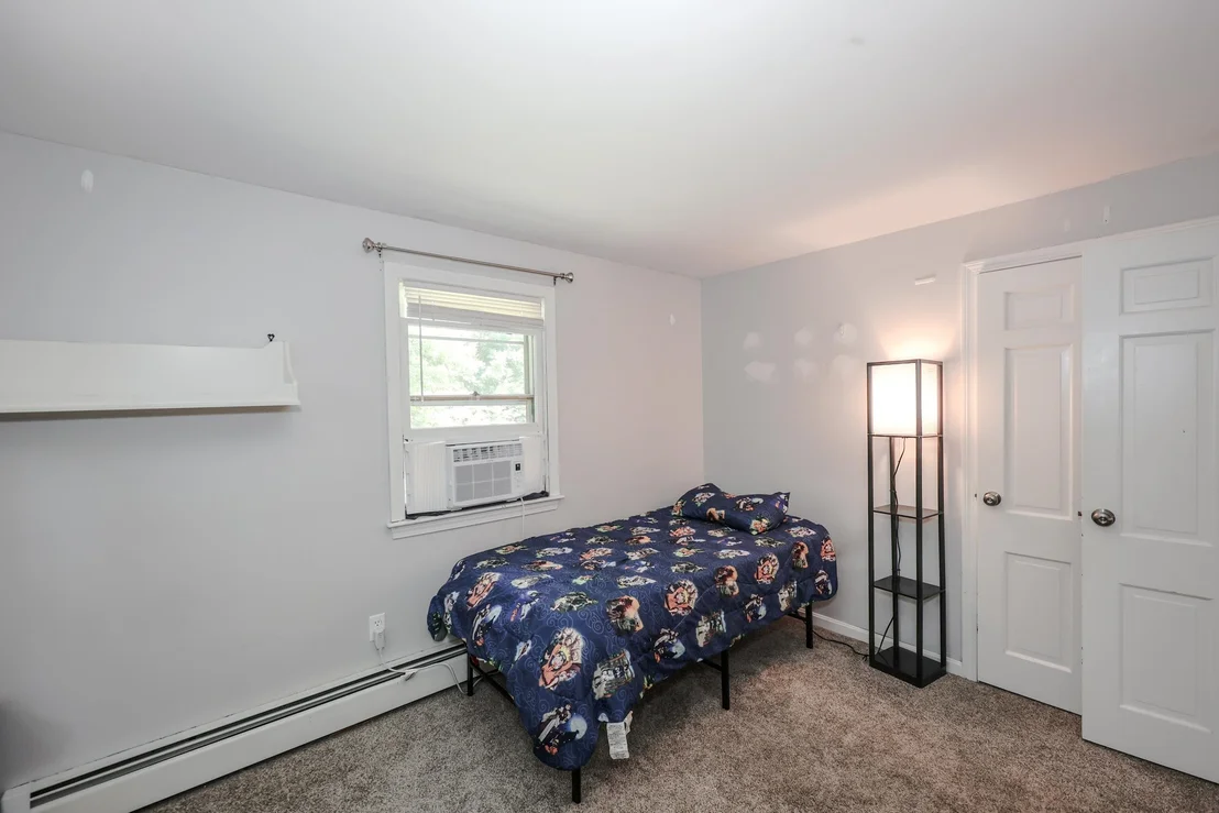 Photo of 13 Cole