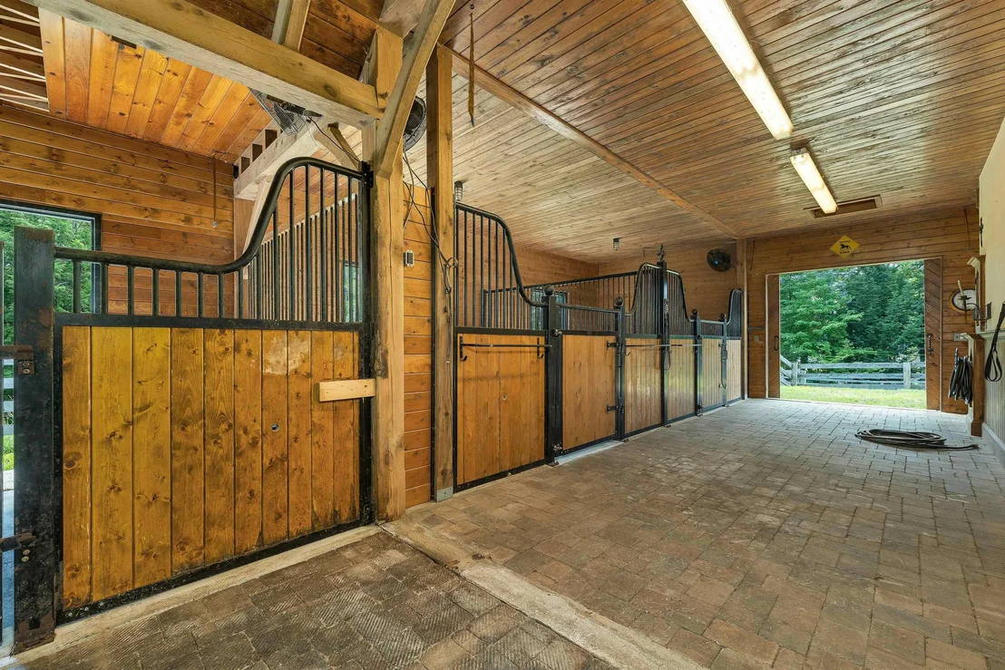 Photo of 661 Deer Meadow