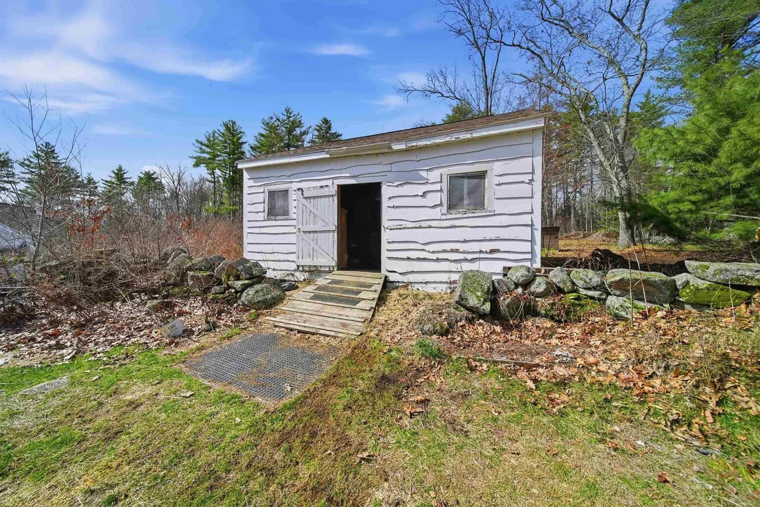 Photo of 209 Hooksett