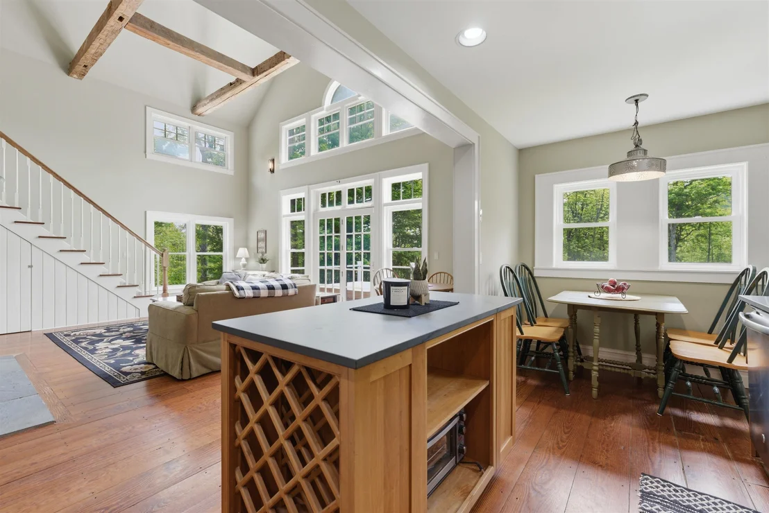 Photo of 27 Mountain View
