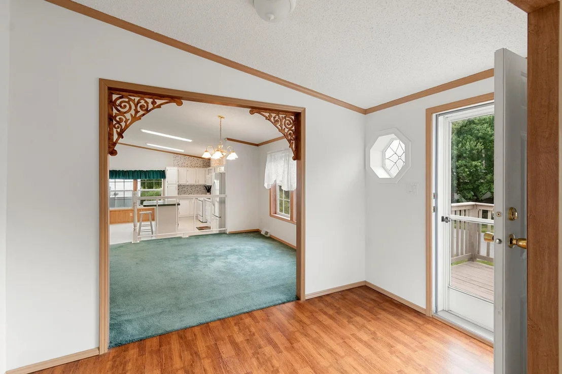 Photo of 611 Meadowbend