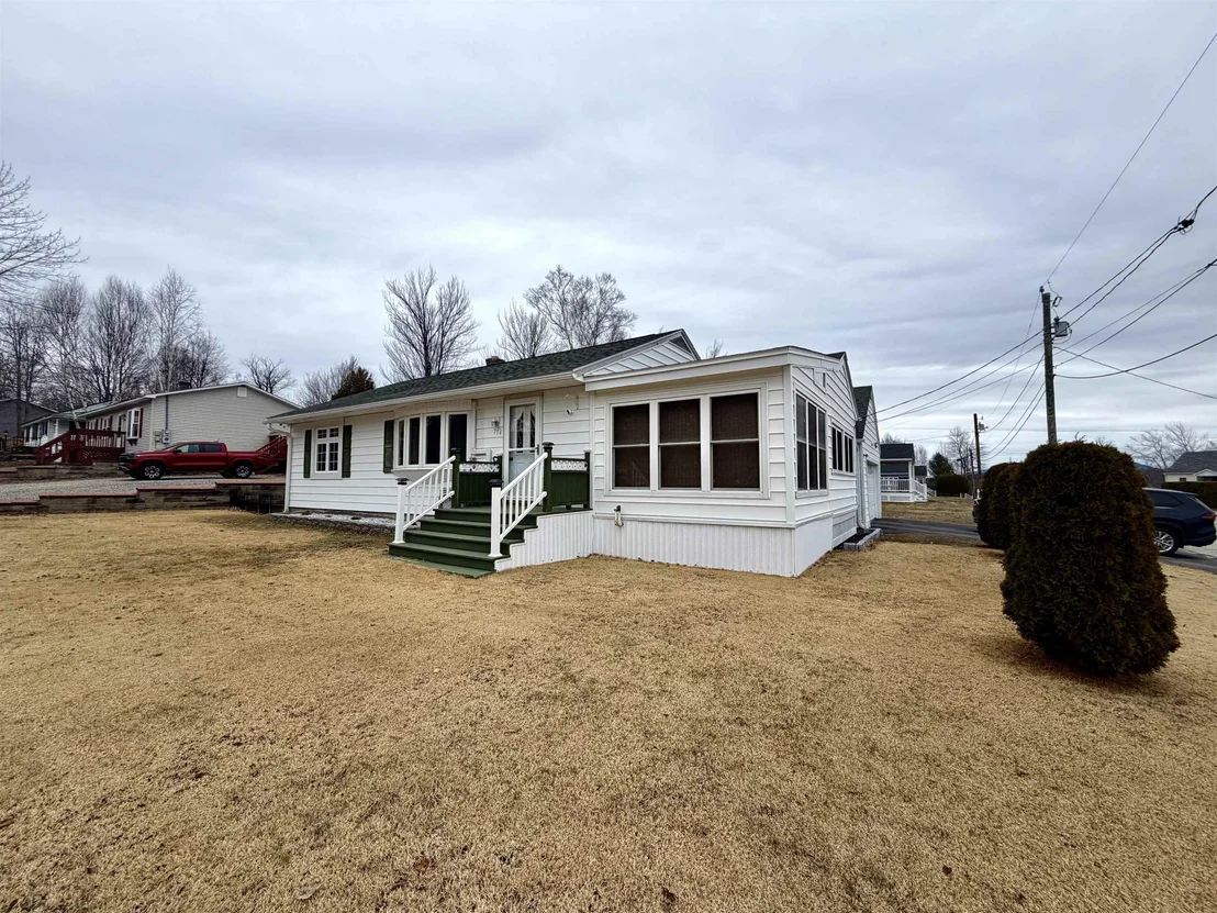 Photo of 774 Hillside