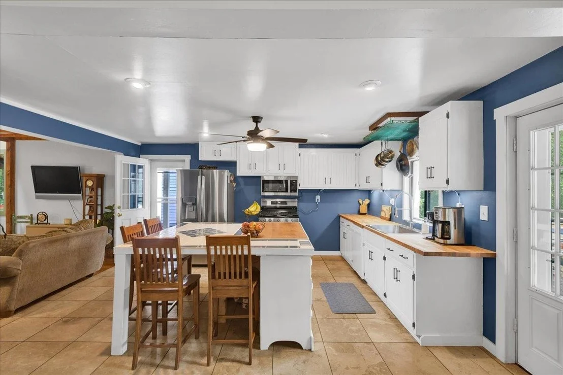 Photo of 929 Codding Hollow