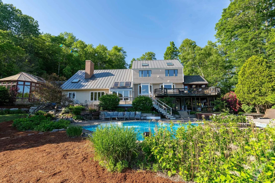 Photo of 838 Cricket Hill